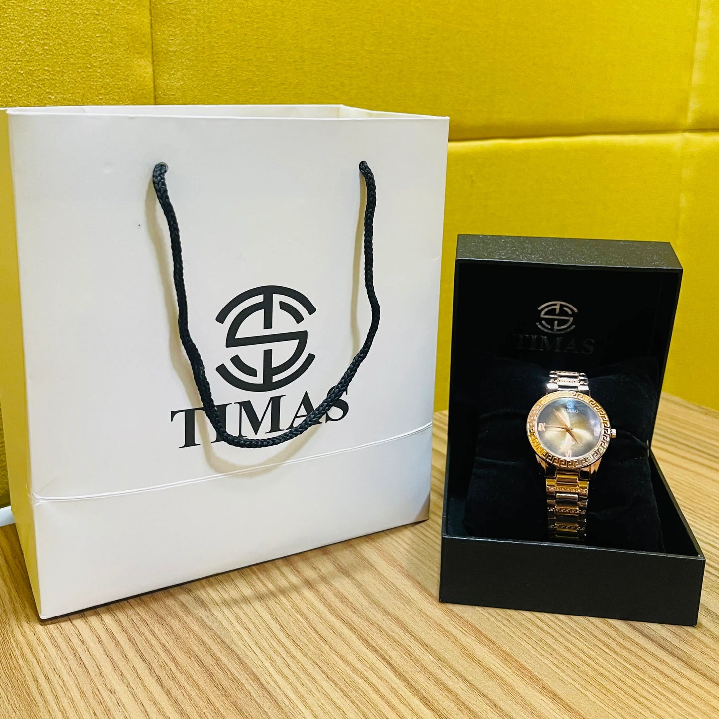 Golden Chain & Round Dial Watch